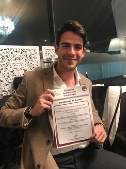 Málaga.- Un residente de Cardiología del Regional, premiado por estudio sobre mejora de pacientes con prótesis aórticas
