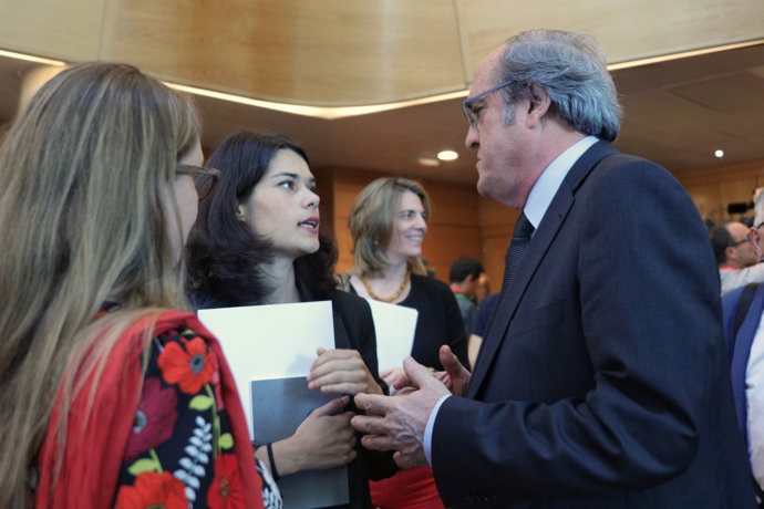 Reunión de los candidatos de UP-IU-Madrid en Pie y PSOE a la Presidencia de la Comunidad de Madrid, Isa Serra y Ángel Gabilondo