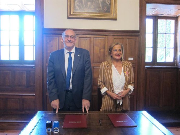 La UVigo crea la cátedra de Feminismos 4.0 para "eliminar la misoginia cibernética" y crear una "sociedad más justa"