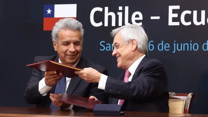 Chile y Ecuador inician las negociaciones para firmar un "tratado de libre comercio" bilateral