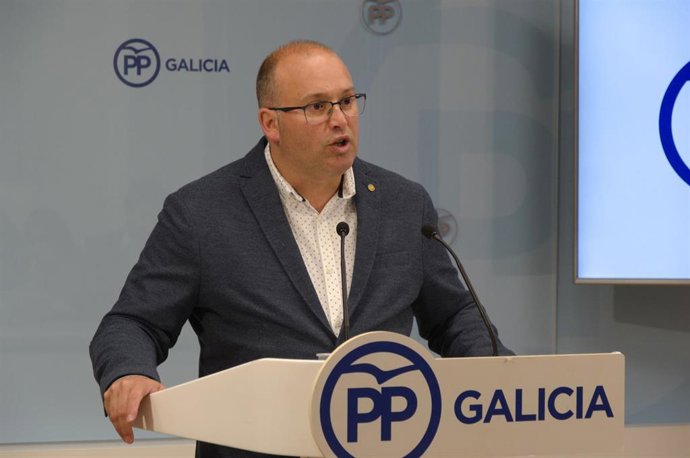 El PPdeG ve "antidemocrático" que Cs "con un diputado provincial" en Ourense "pretenda condicionar" el candidato popular