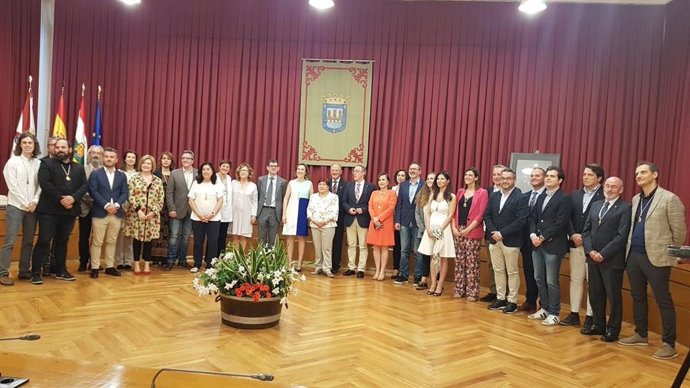 Logroño reconoce la "grandeza de las personas sencillas"