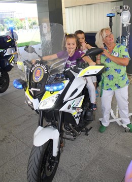 Granada.- Niños hospitalizados aprenden pautas de seguridad vial