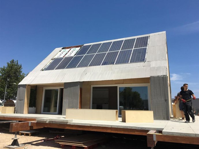 Estudiantes de UPV rediseñan una barraca valenciana "eficiente y sostenible" para el Solar Decathlon Europe