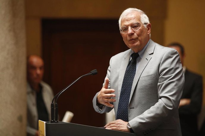 Acto de reconocimiento y entrega de condecoraciones al Equipo Técnico Español de Ayuda y Respuesta a Emergencias (START) en Madrid