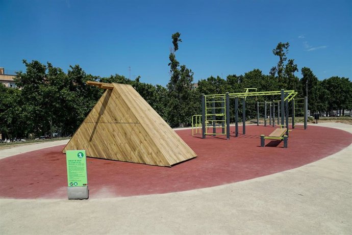 El barrio barcelonés de Trinitat Vella estrena un espacio deportivo