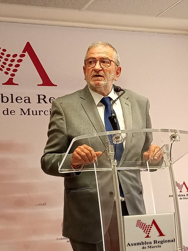 Sesión constitutiva de la Asamblea Regional