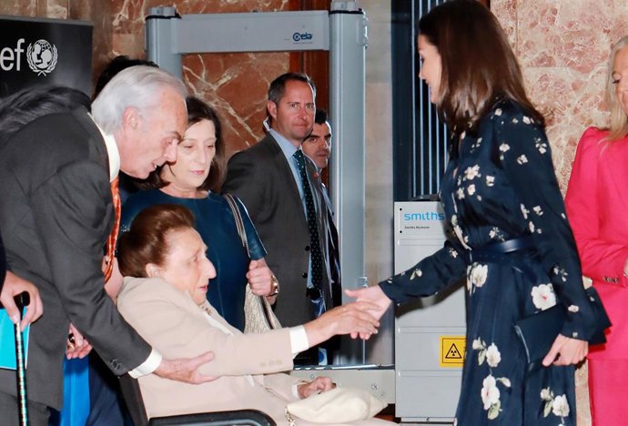 La Reina Letizia, de lo más cariñosa con la infanta Margarita