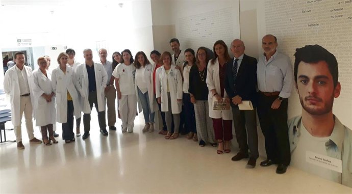 Sevilla.- El Hospital de Valme acoge la exposición 'Acércate a mi realidad' de la Asociación Española contra el Cáncer
