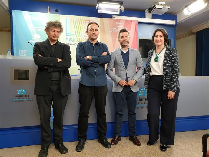 José Manuel Ballester y Javier Riera reflexionan sobre el medio ambiente y el consumismo en el Luz y Vanguardias