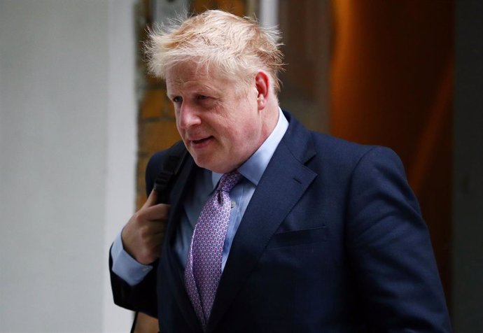 R.Unido.- Un Boris Johnson desaparecido se convierte en el blanco de las críticas de sus rivales
