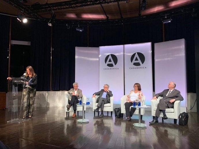 Exteriores rinde homenaje a los diplomáticos de la II República como "instrumento de memoria, de concordia y de futuro"