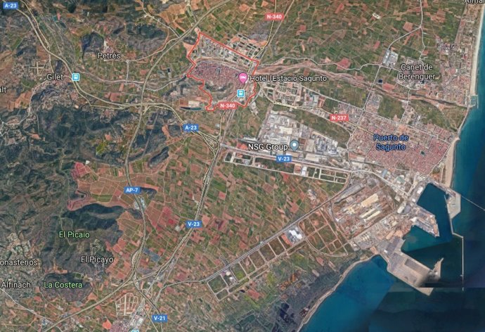 Valencia.- Sucesos.- Dos mujeres heridas en un accidente de tráfico en la V-21 a la altrura de Sagunto