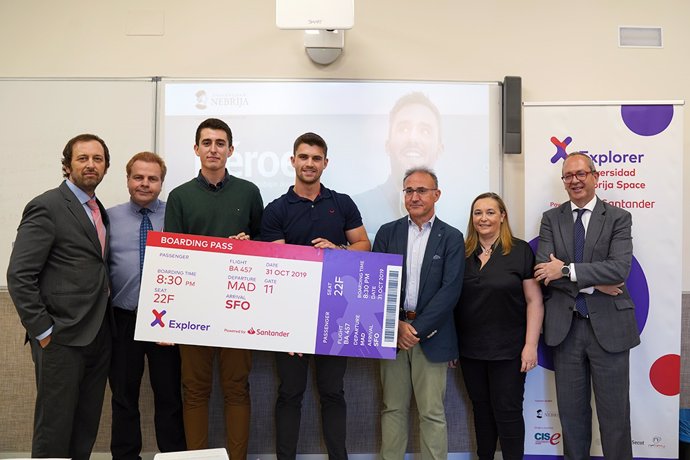 Un método de pago online impulsado por dos estudiantes, ganador del Explorer Nebrija Space de Santander Universidades