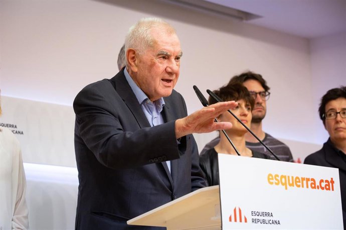 El candidato de ERC a la Alcaldía de Barcelona, Ernest Maragall, comparece en rueda de prensa en la sede de su partido