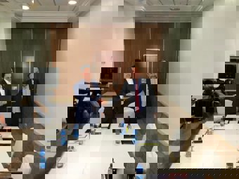 Imagen de la reunión entre VOX y el PP en Cartagen