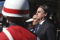 Bolsonaro muestra su apoyo a Moro y miles de brasileños protestan para exigir su renuncia