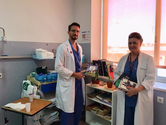 Málaga.-Hospitales Virgen de la Victoria y Valle del Guadalhorce fomentan la lectura desde sus servicios de Urgencias