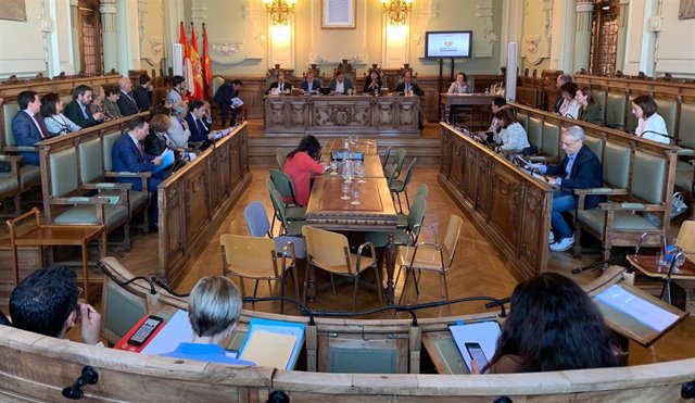 El Ayuntamiento de Valladolid concluye el mandato con cordialidad y buenos deseos pese a la "tristeza"