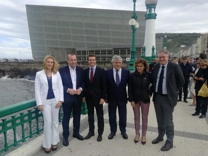 Casado (PP) pide al Gobierno que deje claro que rechaza que Junqueras y Puigdemont se acrediten como europarlamentarios