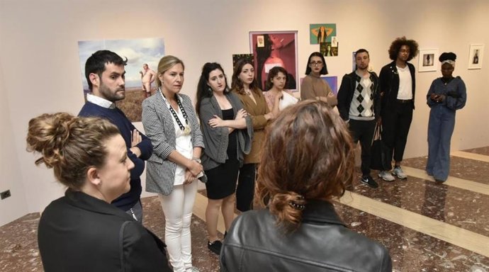 Una exposición reivindica el poder del arte y de los cuerpos como expresión para los colectivos discriminados