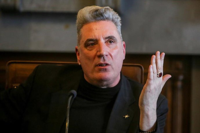 El cantante Loquillo y el escritor Carlos Zanón presentan sus últimos libros