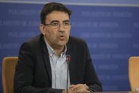 PSOE-A afirma que su acuerdo con PP-A y Cs sobre órganos establece la "continuidad" de Maeztu como Defensor del Pueblo