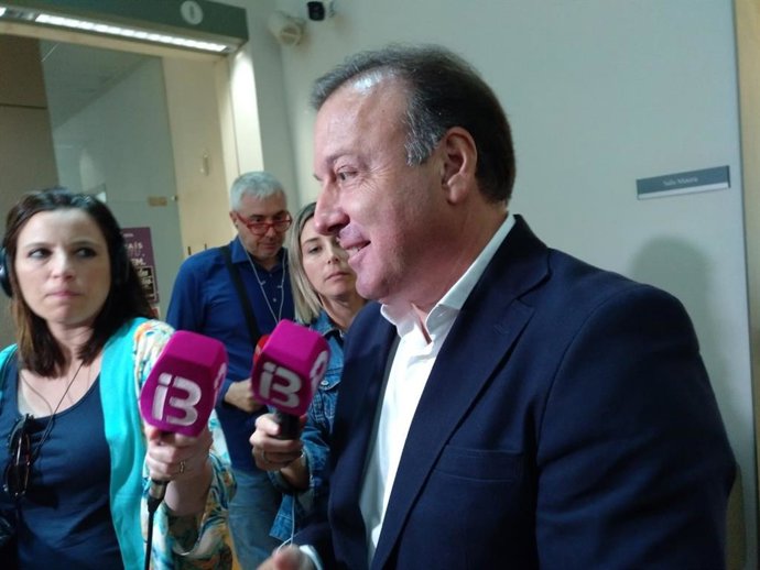 PP i CS tanquen "prcticament" el seu acord programtic i anuncien iniciatives conjuntes des de l'oposició