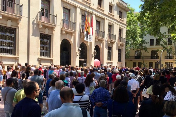 Valencia.- Sucesos.- Ayuntamiento de Xtiva condena el asesinato de una vecina y pide "mayor rigor" en leyes y recursos