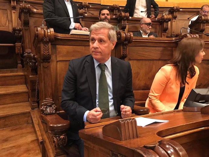 Alberto Fernández (PP) deixa l'Ajuntament expressant agraments i recordant a Forn