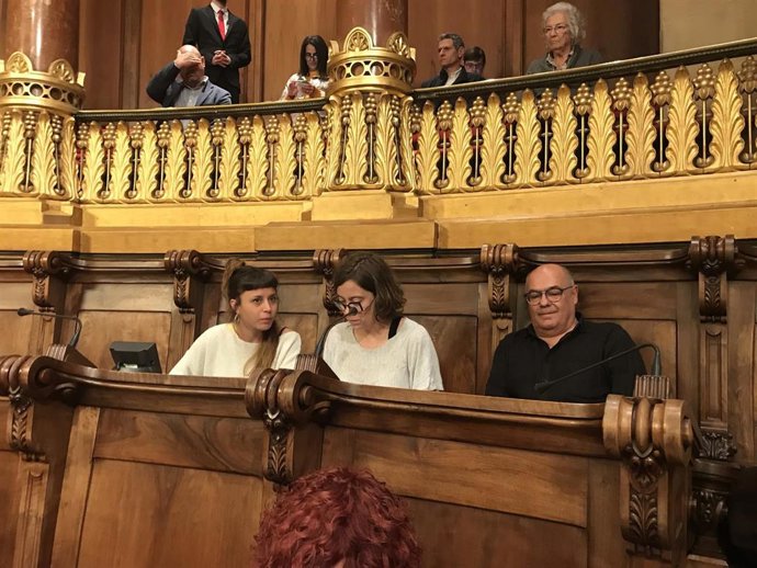 La CUP afirma que su ausencia en Barcelona deja el pleno sin nadie que defienda la desobediencia