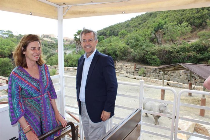 Málaga.- Selwo Aventura de Estepona inaugura Territorio Sabana, el hábitat del rinoceronte blanco