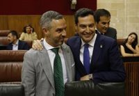 Moreno reclama a Vox "altura de miras" y confía en el que diálogo "fructifique"