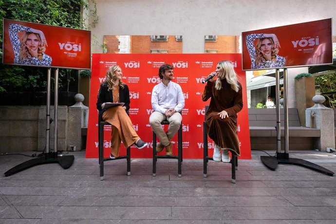 La Universidad Internacional de Valencia lanza un programa de becas para jóvenes que estudian y trabajan