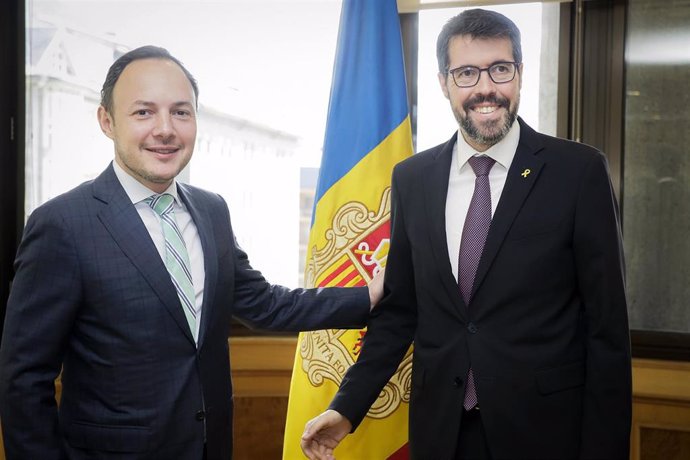 El jefe de Gobierno de Andorra y el alcalde de La Seu (Lleida) abordan temas transfronterizos