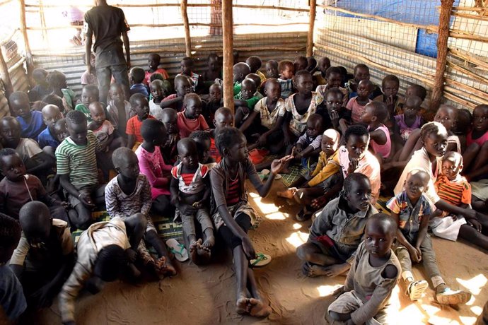Escuela de desplazados internos en Sudán del Sur