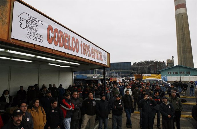 Huelga De Trabajadores Chilenos En Codelco