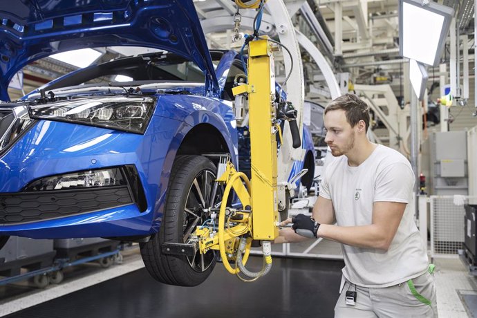Economía/Motor.- Skoda ahorra más de 8 millones de euros en 2018 por las ideas de sus empleados