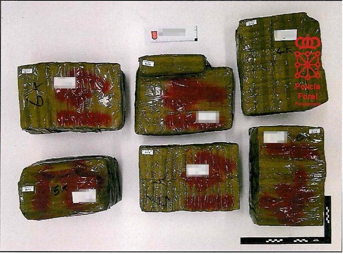 Sucesos.- Dos detenidos en Santesteban por transportar 58 kilos de hachís