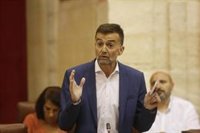 Maíllo acusa a Moreno de "banalizar el mal" en su acuerdo presupuestario con Vox, su "socio preferente"