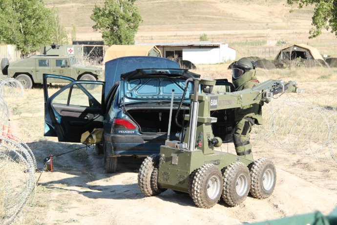 El Campo de Maniobras 'Renedo-Cabezón' testa la capacidad de las Fuerzas Armadas ante cualquier amenaza explosiva