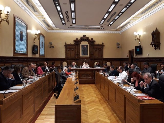 Gijón.- El Pleno aprueba una Declaración Institucional a favor de un Estatuto de la Industria Electrointensiva