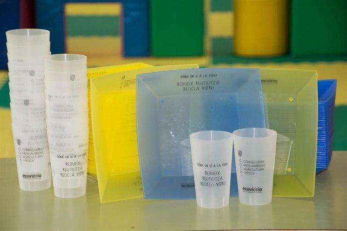 Más de 40 colegios de Baleares recibirán vajillas reutilizables para "avanzar en la educación sostenible"