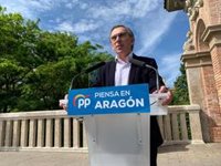 Beamonte (PP) dice que el acuerdo PSOE-PAR está "lleno de generalidades" y alerta del "engaño" en materia fiscal