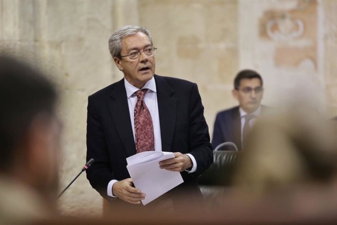 Economía.- La Junta saca por primera vez a concurso público el puesto de director gerente de la entidad pública Sandetel