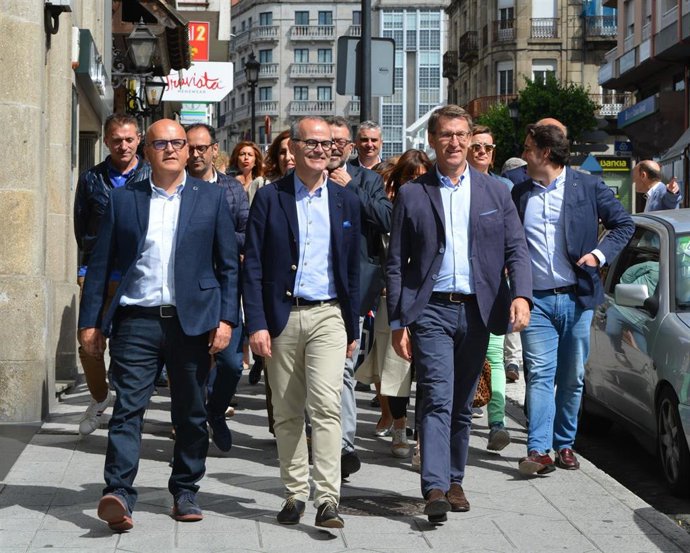 Feijóo pide en Ourense el voto al PP para que "el Club de la Comedia no se instale en el Ayuntamiento"
