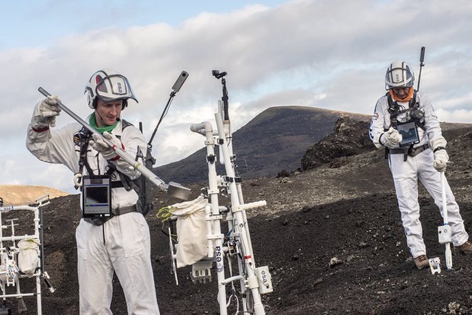 [Grupocanarias] Np, Lanzarote, Más Cerca Que Nunca De Marte Y La Luna