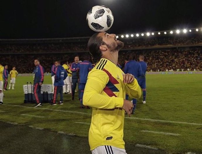 Un equipo de fútbol colombiano quiere fichar al cantante Maluma