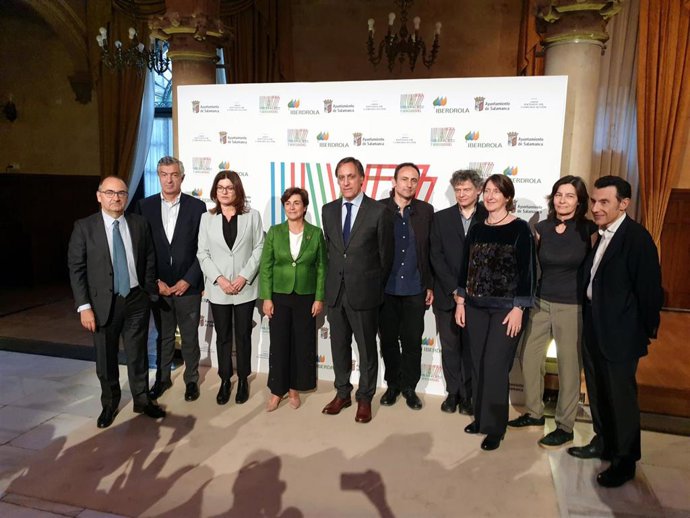 La vanguardia audiovisual brilla en el festival Luz y Vanguardias de Salamanca