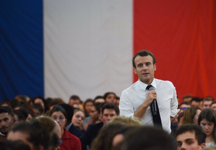 Macron\'s \'Grand Debat\' initiative